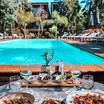 Hotel Le Des Iles D'or 4*