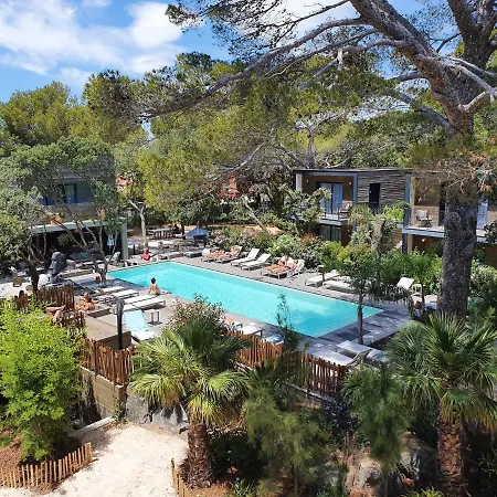 Hotell Le Des Iles D'or