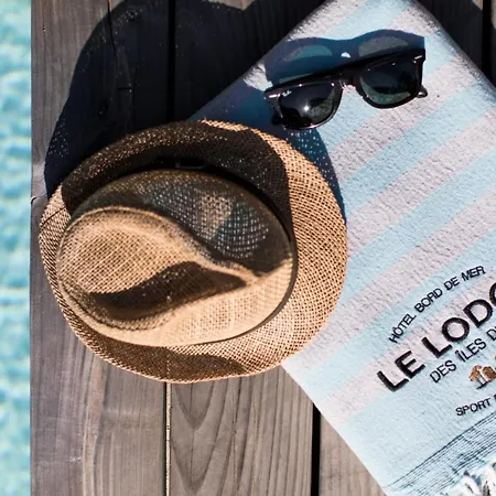 Le Des Iles D'or הייר