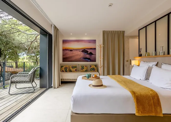 Le Des Iles D'or Hotell