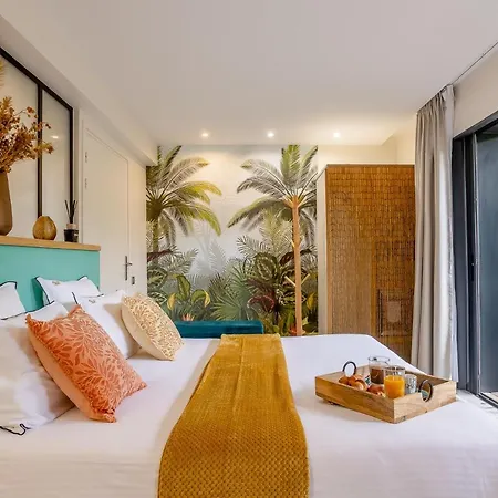 Le Des Iles D'or Otel